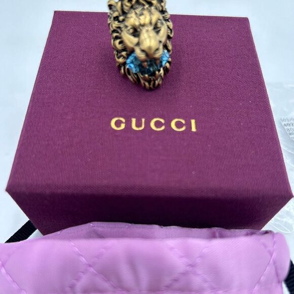 Women’s Gucci , lion head, blue and gold statement ring size 5 made in Italy - Picture 1 of 6